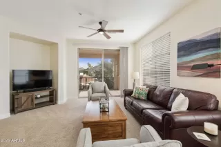 Photo #2: 6974434 Listing