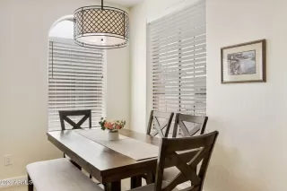 Photo #6: 6974434 Listing