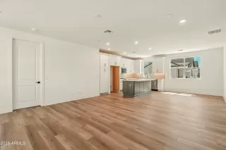 Photo #6: 6974444 Listing