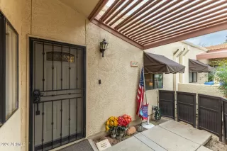 Photo #4: 6974482 Listing