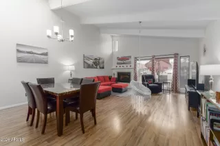 Photo #6: 6974482 Listing