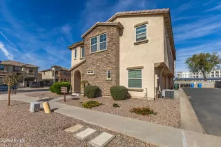 Photo #2: 6974485 Listing 