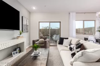 Photo #2: 6974516 Listing 