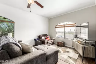 Photo #5: 6974636 Listing 