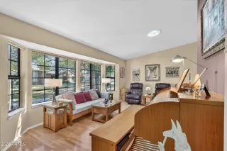 Photo #2: 6974652 Listing 