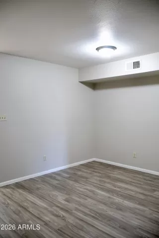 Photo #6: 6974713 Listing 