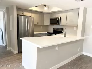 Photo #3: 6974794 Listing 