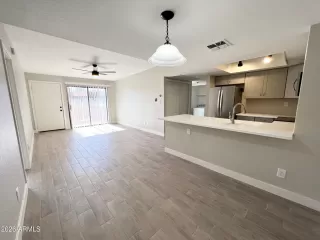 Photo #4: 6974794 Listing 