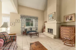 Photo #6: 6974830 Listing 