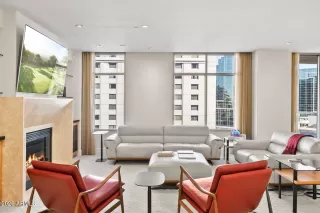 Photo #6: 6974846 Listing 