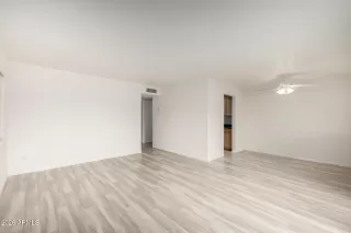 Photo #1: 6974867 Listing 