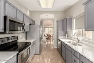 Photo #6: 6974902 Listing 