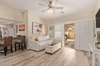 Photo #3: 6975055 Listing 