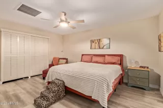 Photo #6: 6975055 Listing 