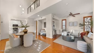 Photo #4: 6975068 Listing 