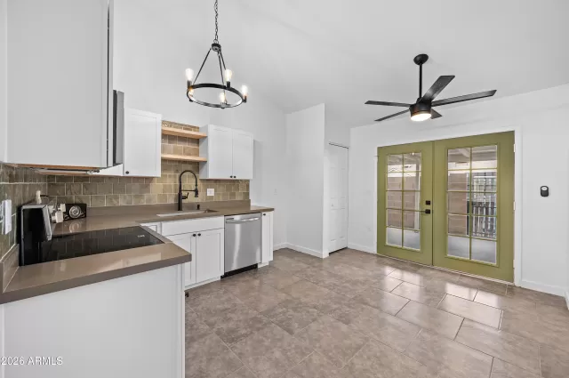 MLS: 6975145 Condo For Sale