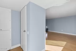 Photo #6: 6975245 Listing 