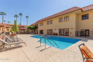 Photo #2: 6975274 Listing 