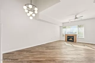 Photo #5: 6975353 Listing 