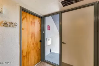 Photo #6: 6975365 Listing