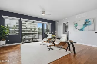 Photo #1: 6975426 Listing