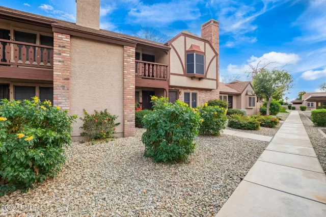 MLS: 6975449 Condo For Sale