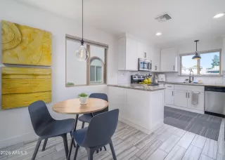 More Details about MLS # 6975482 : 8145 N CENTRAL AVENUE 17#17