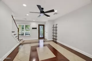 Photo #2: 6975514 Listing 