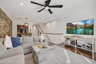 Photo #5: 6975514 Listing 