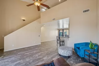 Photo #4: 6975524 Listing