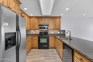 Photo #6: 6975642 Listing