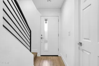 Photo #2: 6975797 Listing