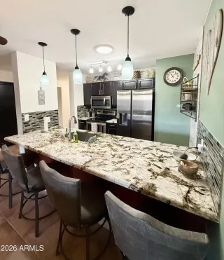 Photo #5: 6975815 Listing 