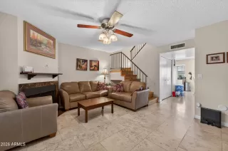 Photo #3: 6975875 Listing 