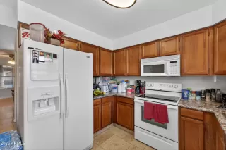 Photo #5: 6975875 Listing 