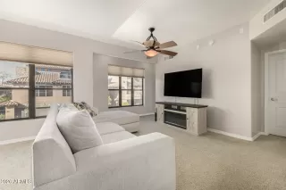 Photo #5: 6975986 Listing 