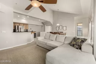 Photo #6: 6975986 Listing 