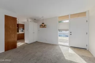 Photo #5: 6976110 Listing 