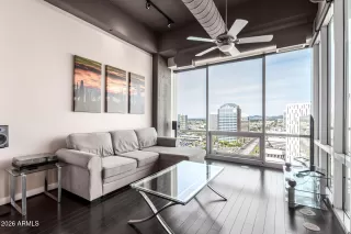 Photo #4: 6976189 Listing 