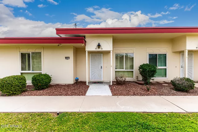 MLS: 6976277 Condo For Sale