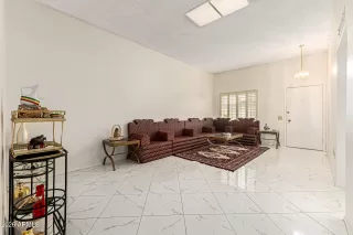 Photo #2: 6976277 Listing 