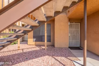 Photo #3: 6976464 Listing