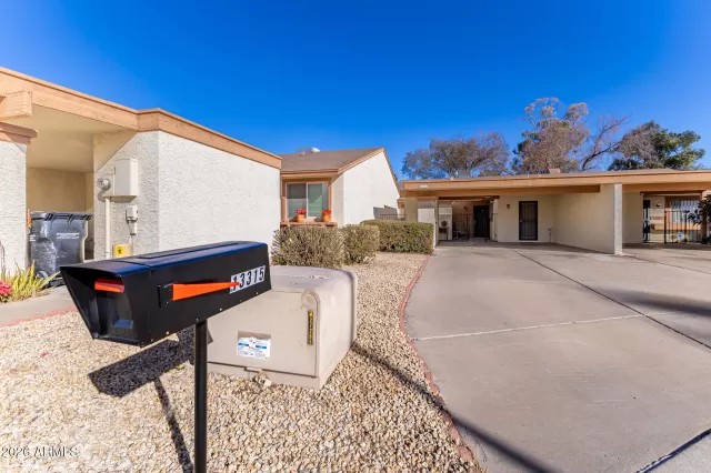 MLS: 6976642 Condo For Sale