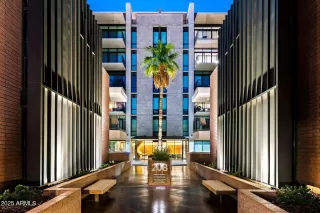 Photo #4: 6976732 Listing 