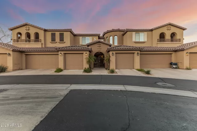 MLS: 6976742 Condo For Sale