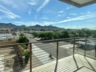 Photo #4: 6976797 Listing