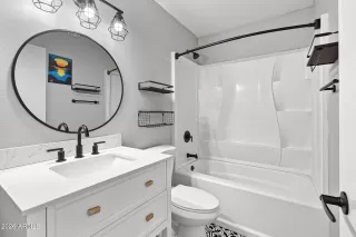 Photo #4: 6976803 Listing 