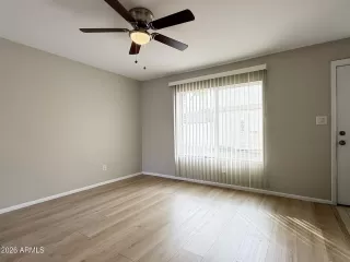 Photo #2: 6976831 Listing 