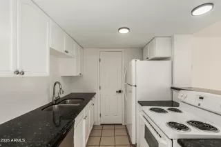 Photo #1: 6976847 Listing