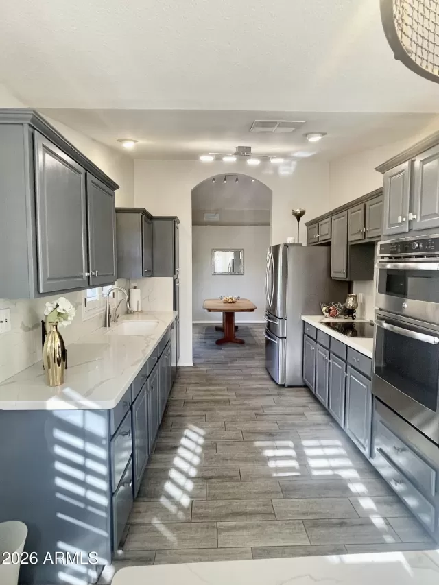 MLS: 6976909 Condo For Sale